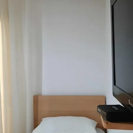 Διαμέρισμα Jone Golem (Tirana)